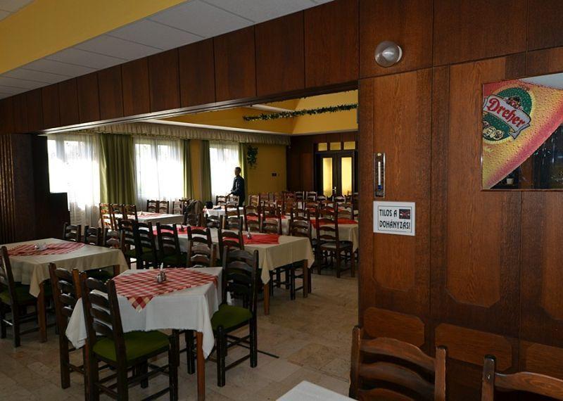 באלאטונפורד Hotel Agro מראה חיצוני תמונה