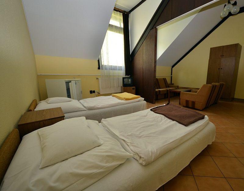 באלאטונפורד Hotel Agro מראה חיצוני תמונה