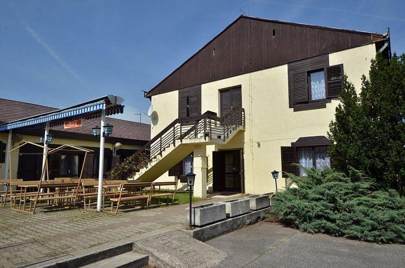 באלאטונפורד Hotel Agro מראה חיצוני תמונה