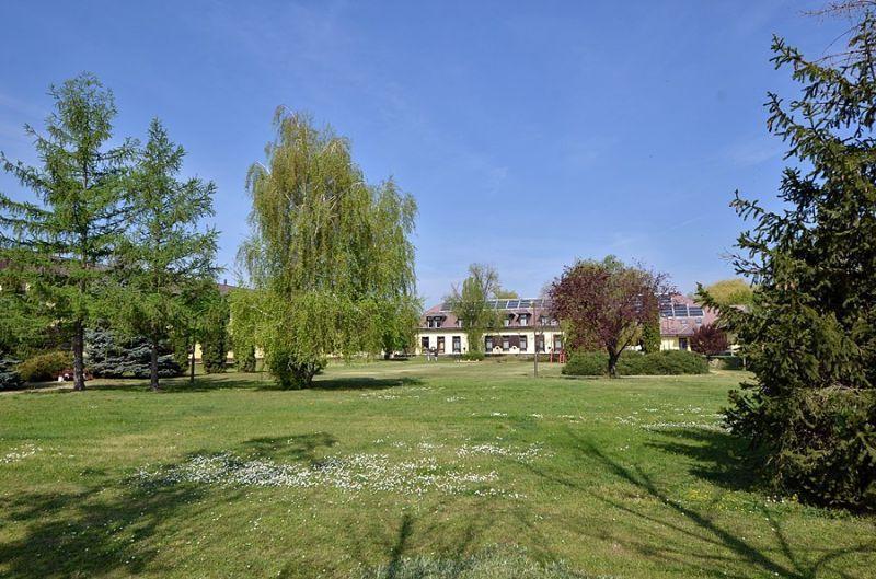 באלאטונפורד Hotel Agro מראה חיצוני תמונה