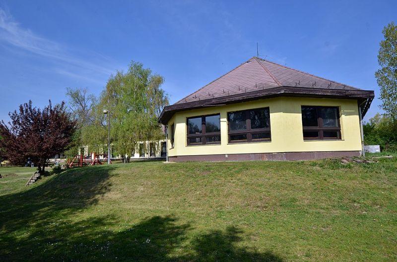 באלאטונפורד Hotel Agro מראה חיצוני תמונה