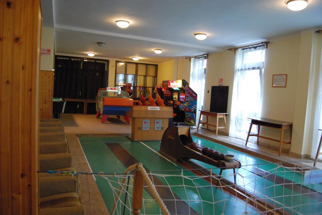 באלאטונפורד Hotel Agro מראה חיצוני תמונה